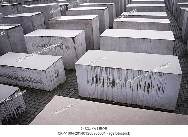 Memorial to the Murdered Jews of Europe, Holocaust Memorial in Berlin, Denkmal fur die ermordeten Juden Europas, Holocaust-Mahnmal, January 16