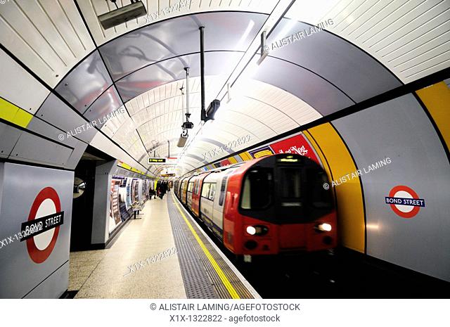 Bond Street Underground Tube Station Jubilee Line Platform, London, England, UK