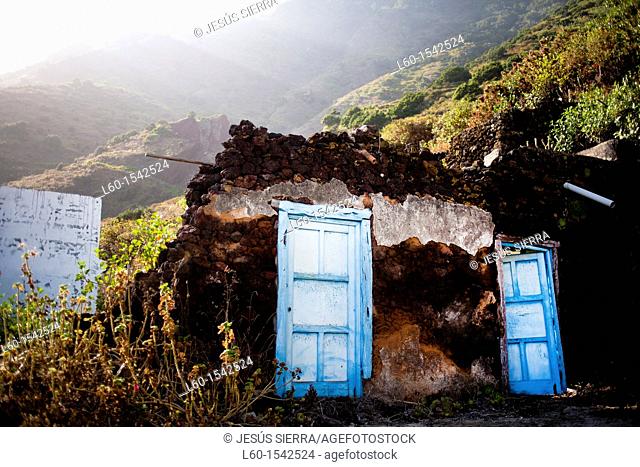 Doors in Sabinosa, El Hierro, Canary Islands, Spain
