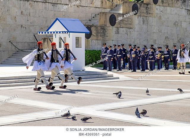 Changing of the guards in front of Parliament, Evzones at the Tomb of the Unknown Soldier on Syntagma Square in Athens, Greece