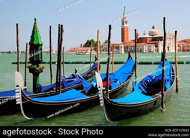 Italy, Venice, Isola Di San Giorgio Maggiore, gondolas