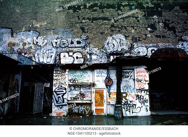 Berlin Tacheles 1995