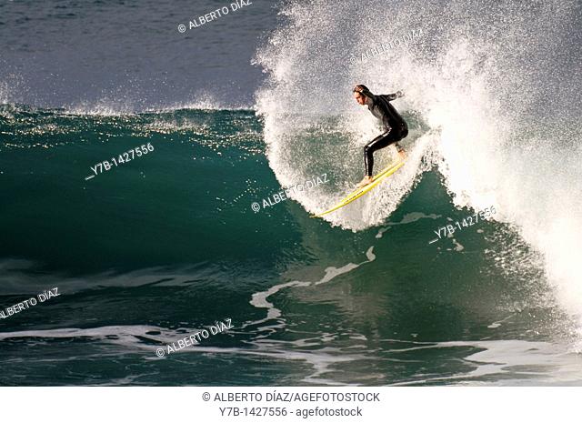 surfer by becoming a re-entring in Paul do Mar in Madeira