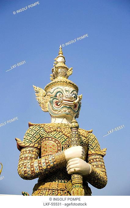 Chedi, Wat Phra Kaew, Ko Ratanakosin, Bangkok, Thailand