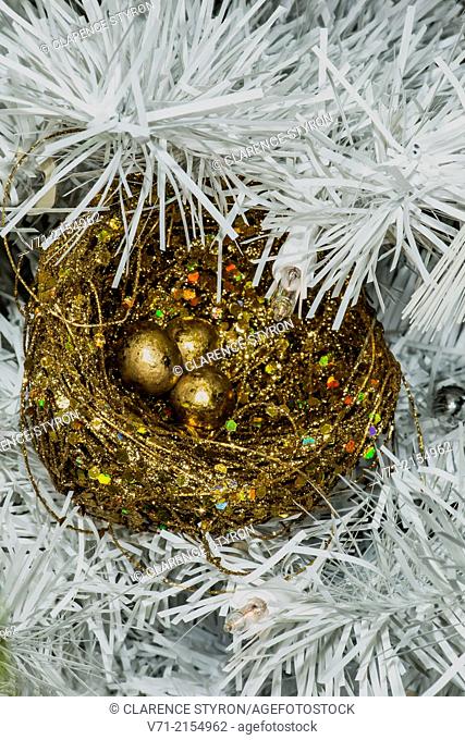 Christmas Decorations 2014 Nest of Golden Eggs