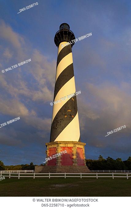 USA, North Carolina, Cape Hatteras National Saeshore, Buxton, Cape Hatteras Lighthouse, b. 1870, tallest brick structure in the US, sunset