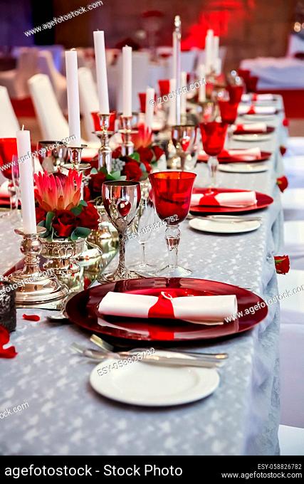 Red and White table setting for catering decor purposes at corporate Christmas Gala Event Party