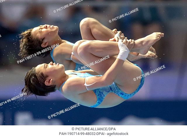 14 July 2019, South Korea, Gwangju: Swimming world championship: water jumping, synchronized jumping, ten meter tower women, qualification