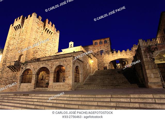 Torre de Bujaco, Hermita de la Paz and Arco de la Estrella, Historic monuments, UNESCO World heritage site. Caceres, Extremadura, Spain
