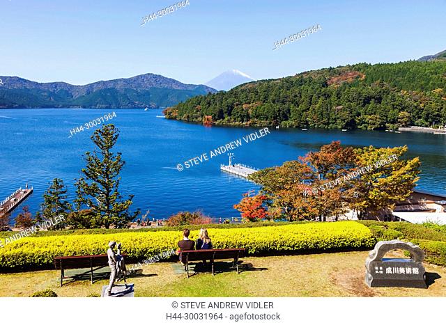 Japan, Honshu, Fuji-Hakone-Izu National Park, Lake Ashinoko and Mt.Fuji