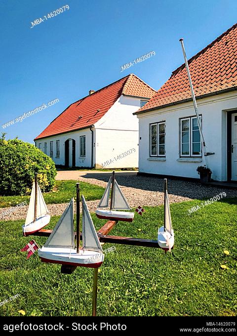 Kalö, island, house, landscape, wind chime, Denmark