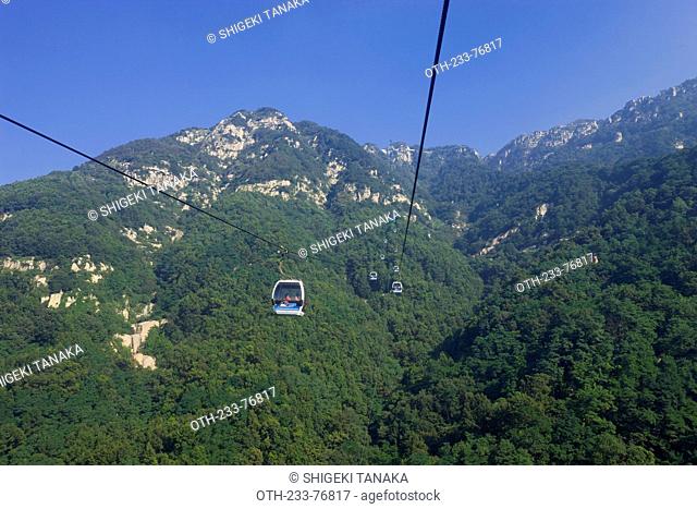 Zhongtianmen(Middle gate of heaven) Cableway to Nantianmen(south gate of heaven), Mount Taishan, Taian, Shandong Province, PRC