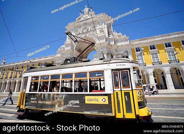 Europe, Portugal, Lisbon region, Lisbon, Baixa, Arc de Triomphe, Arco da Rua Augusta, Praca do Comercio, marketplace, tram