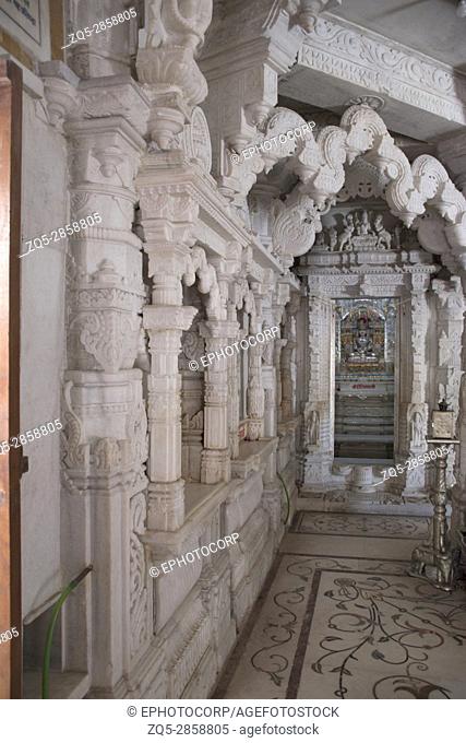 Sculptured pillars, Somwar Peth Jain Temple, Pune, Maharashtra