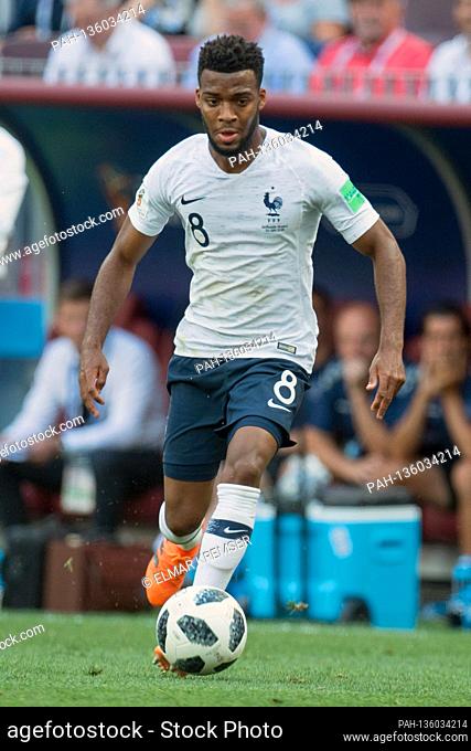FC Bayern Munich -Thomas LEMAR (FRA) replacing Sane. Archive photo: Thomas LEMAR (FRA) with ball, individual action with ball, action, whole figure
