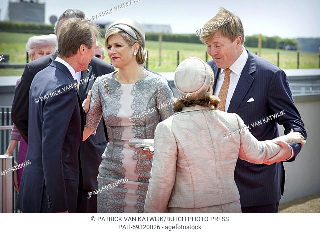 King Willem-Alexander (r) and Queen Maxima of The Netherlands (2nd l) and Grand Duke Henri (l) Grand Duchess Maria Teresa of Luxembourg greet each other during...