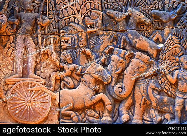Stone carvings at Prasat Banteay Srei temple ruins, UNESCO World Heritage Site, Siem Reap Province, Cambodia, South East Asia