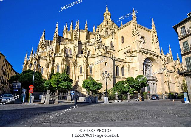 Segovia Cathedral (Catedral de Santa Maria or La Dama de las Catedrales Españolas), Segovia, Spain, 2007. The Roman Catholic Cathedral of Segovia is located in...