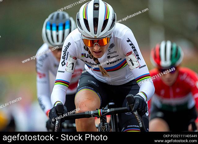 Lucinda Brand (Netherlands) competes in women's elite category race of the UCI Cyclo-cross World Cup, on November 14, 2021, in Tabor, Czech Republic