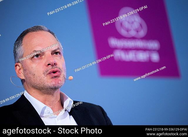 18 December 2023, North Rhine-Westphalia, Dortmund: Werner Ponikwar, Chairman of the Executive Board, speaks at the annual press conference of electrolyzer...