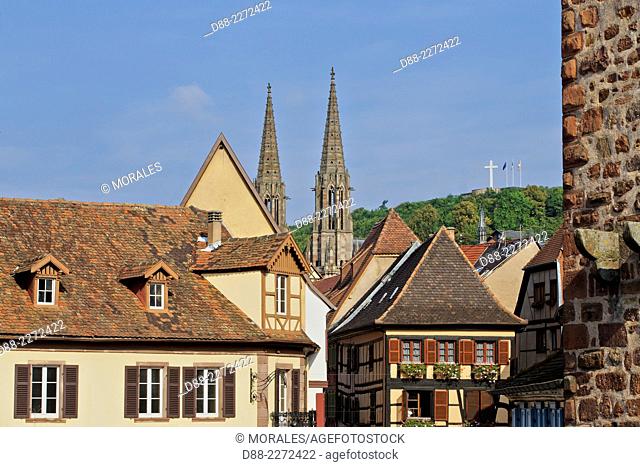France, Bas Rhin, Obernai, half-timbering house, Saint Pierre and Paul church