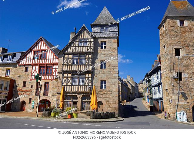Treguier, Town Gate, Côtes d'Armor, Lannion District, Bretagne, Brittany. France