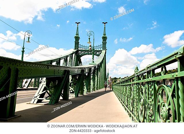 Die Freiheitsbrücke in Budapest (Ungarn). Szabadság Hid