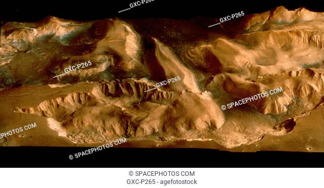 Candor Mensa in central Valles Marineris on Mars