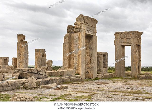 Ruins of the Tachara, Palace of Darius the Great, Persepolis, ceremonial capital of Achaemenid Empire, Fars Province, Iran