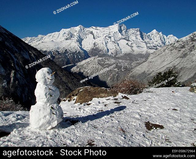 View from Tengboche, snowman and mountains
