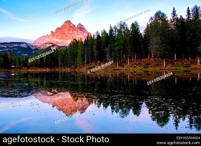 Sunset landscapes in Lake Antorno (Lago di Antorno), autumn mountain landscapes in Dolomites, Italy