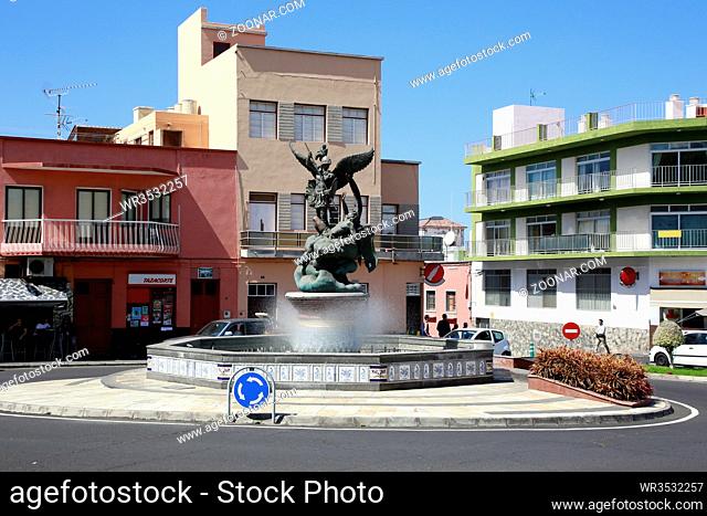 St. Miguel-Brunnen im Zentrum von Tazacorte, La Palma, Kanarische Inseln, Spanien