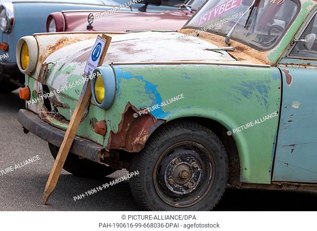 30 May 2019, Mecklenburg-Western Pomerania, Anklam: A rather rotten Trabant vehicle can be seen at the 25th International Trabi Meeting. Until 02.06