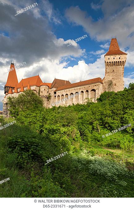 Romania, Transylvania, Hunedoara, Corvin Castle, late afternoon
