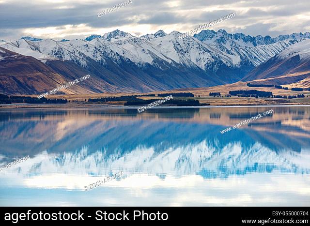 Amazing natural landscapes in New Zealand. Mountains lake at sunset