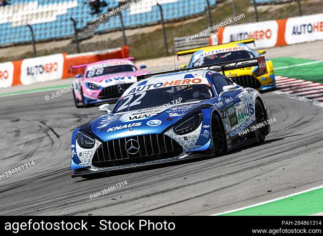 Portimao: DTM race at Portimao 2022, #22 Lucas Auer (AUT), Mercedes AMG Team Winward. - Portimao/