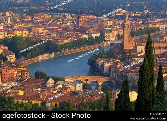 Verona, The Stone bridge, Ponte di petra, Adige river, Veneto, Italy, Europe