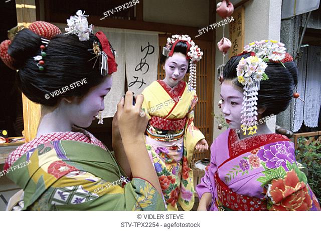 Apprentice, Asia, Geisha, Holiday, Honshu, Japan, Kimono, Kyoto, Landmark, Maiko, Model, Released, Tourism, Traditional costume