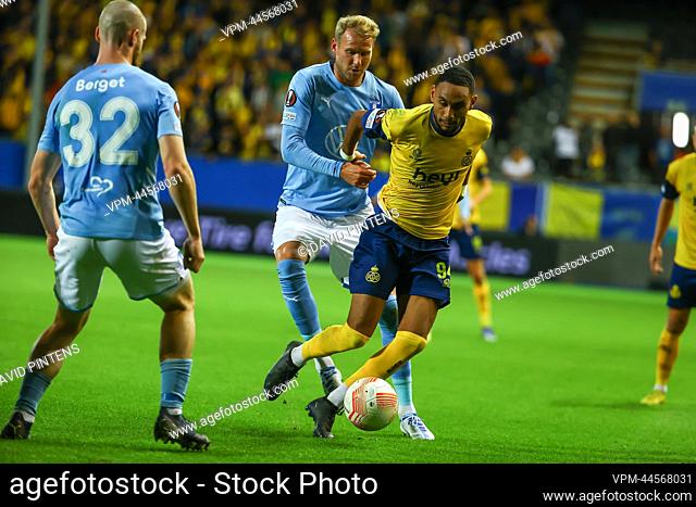 Union's Loic Lapoussin and Malmo's Ola Toivonen fight for the ball during a soccer game between Belgian Royale Union Saint-Gilloise and Swedish Malmo...