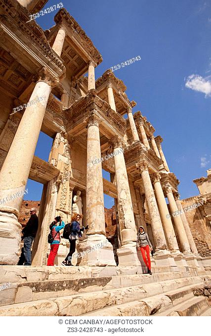 The library of Celsus at the Roman ruins of Ephesus, Efes, Selcuk, Kusadasi, Turkey, Europe