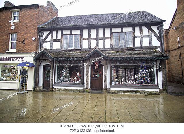 . Stratford-upon-Avon English City Landscape and Souvenir shop