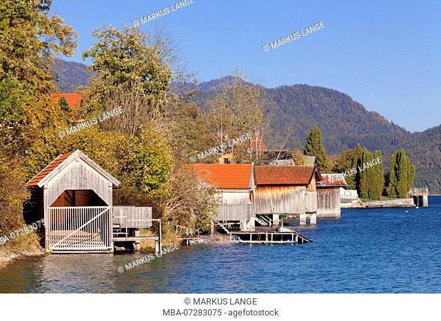 Boathouses at Walchensee, Walchensee against Jochberg, Upper Bavaria, Bavaria, Germany