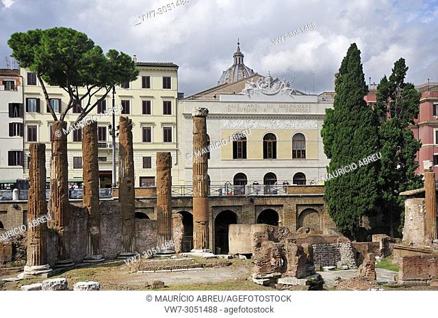Teatro Argentina is one of the oldest theatres in Rome, and was inaugurated on 1732. It is located in the Area Sacra di Largo di Torre Argentina