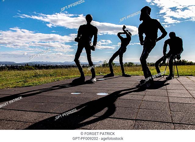 GROUP OF MUSICIANS IN BRONZE, DANCE BY TORBJORG PALSDOTTIR, THE SQUARE IN FRONT OF THE PERLAN, REYKJAVIK, ICELAND