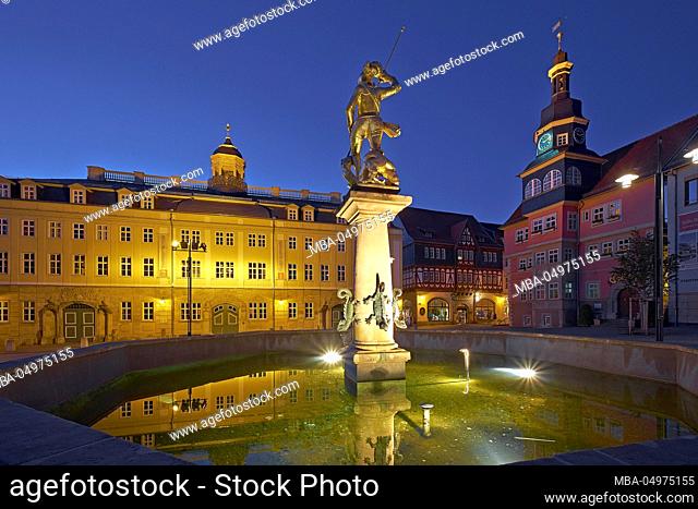 Market with Georgsbrunnen, castle and town hall, Eisenach, Thuringia, Germany, Europe