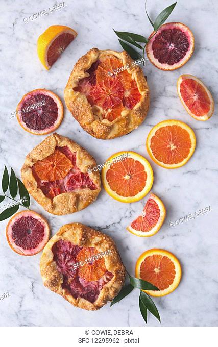 Galettes with oranges and blood oranges