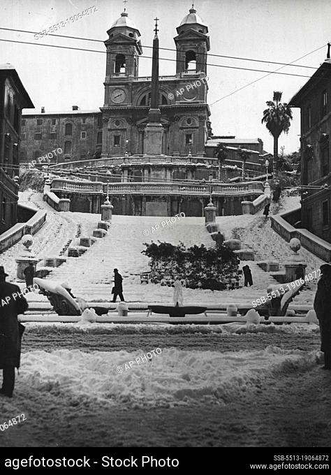Rome Experiences An Exceptional Snow Fall -- Beautiful Piazza di Spagna and the Church of Trinital, usual full of sunshine, are covered with a white mantle