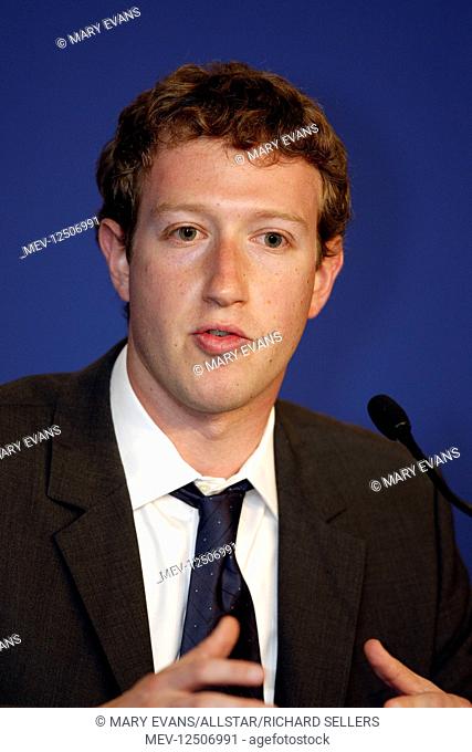Mark Zuckerberg Ceo & Co Founder Of Facebook G8 Summit Deauville, France 2011 International Media Centre, Deauville, France 26 May 2011