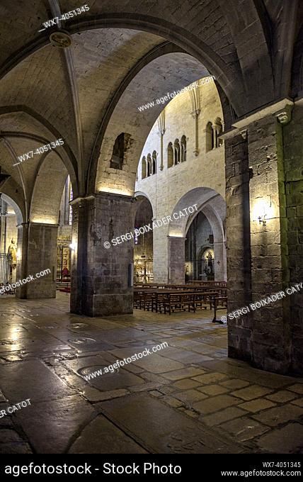 Interior of the Sant Feliu basilica in Girona (Catalonia, Spain)