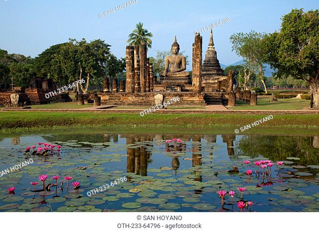 Temple Wat Mahathat, Sukhothai historical park, Sukhothai, Thailand